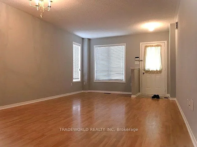68 Thoroughbred Way — Photo 2
