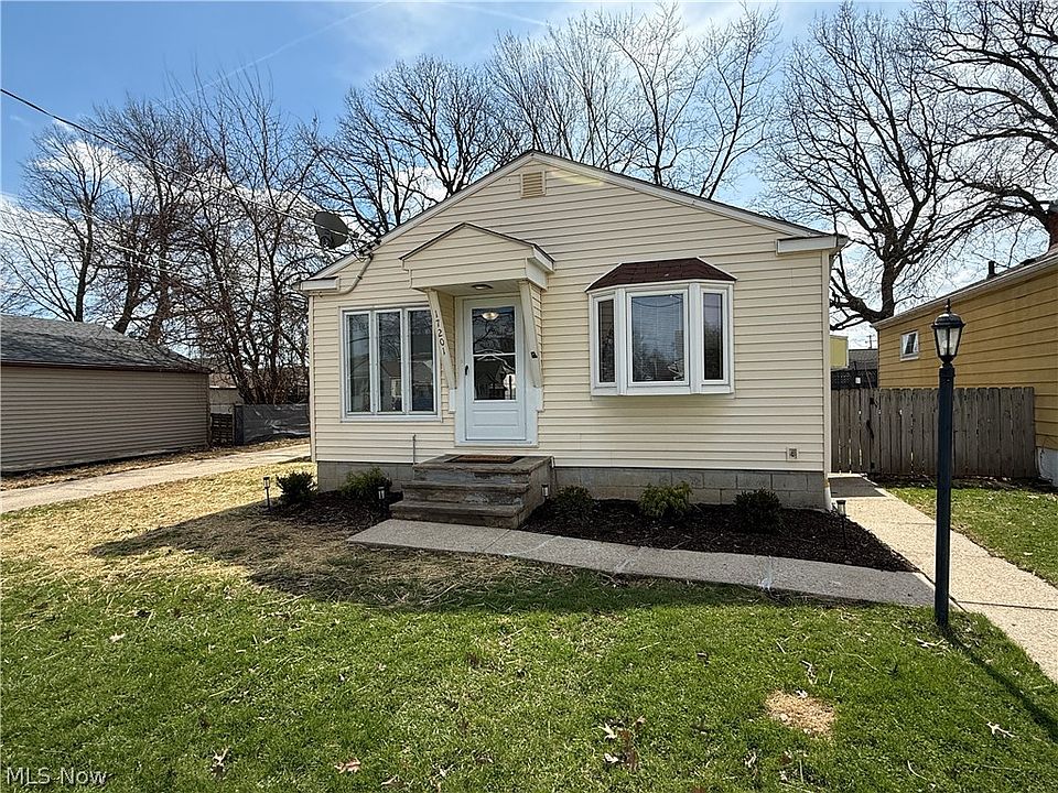 1st image of 17201 Martha Rd