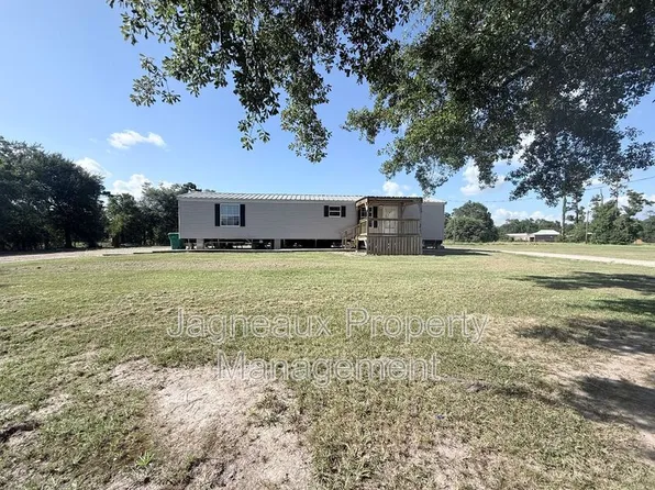 840 Sim Portie Rd, Sulphur, LA 70663