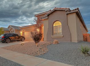 6915 Dusty Dr NE, Rio Rancho, NM 87144