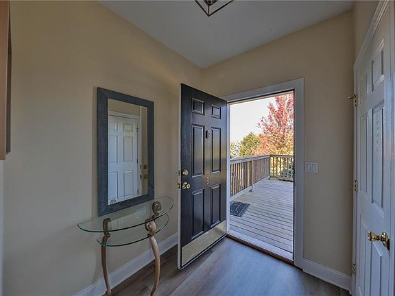 3rd image of 1814 Merlot Dr #B