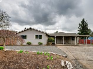 2024 NE Poynter St, Hillsboro, OR