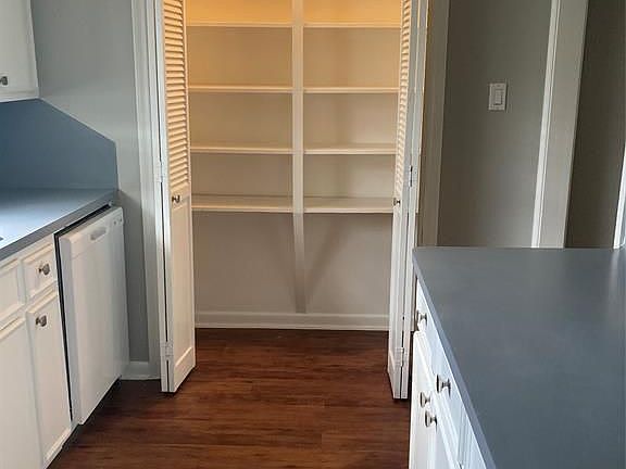 3rd image of 1203 Bayou Dr