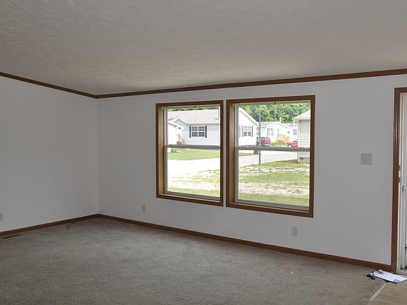 2nd image of 8403 Thetford Ln