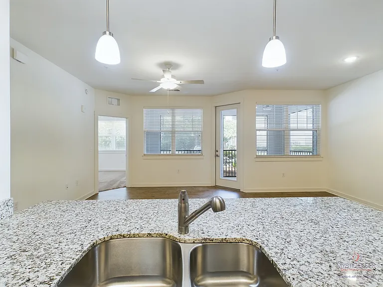 Mystic Bluff Apartments — Photo 57