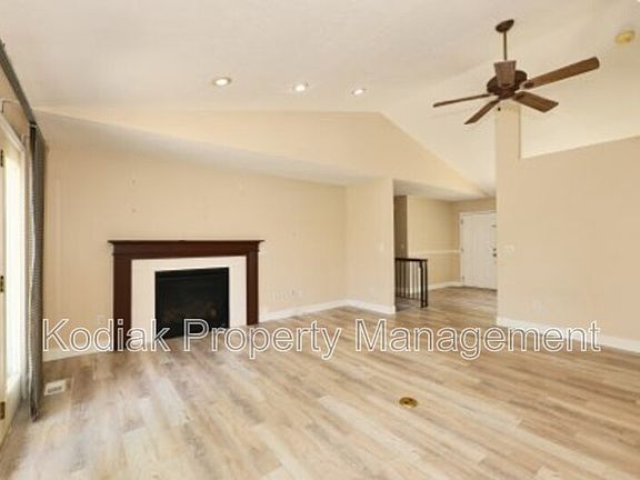 3rd image of 3138 W Aubrey Dee Cir