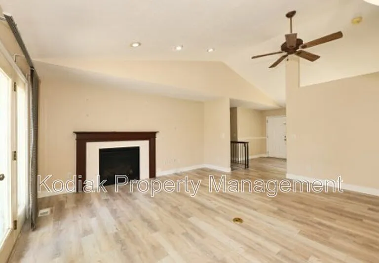 3138 W Aubrey Dee Cir — Photo 3