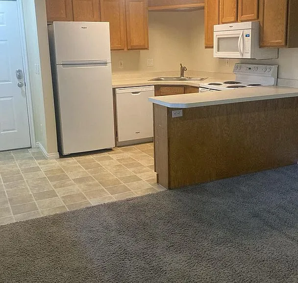 650 N 500 W #204 — Photo 28