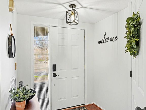 4th image of 4404 Willow View Ct