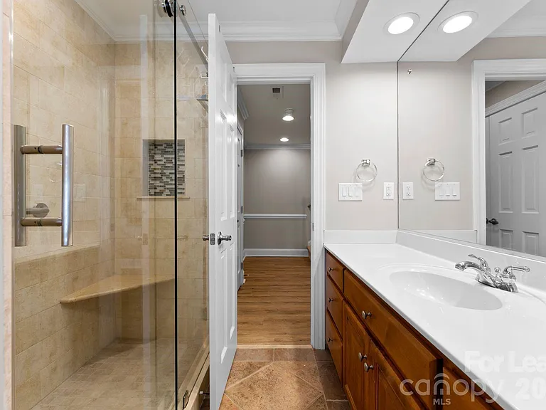 2134 Glade Hill Rd — Photo 45