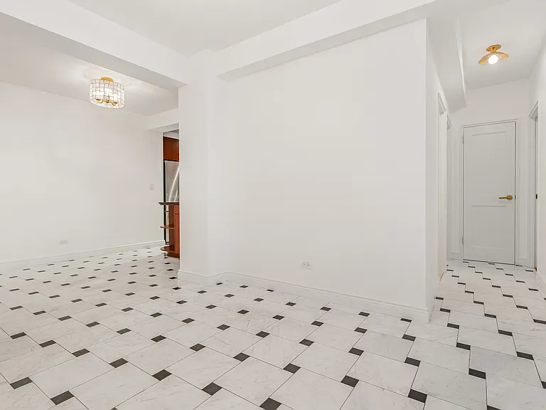 80 Park Ave #9J — Photo 17