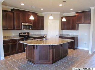 2520 First Hill Cir, Huntsville, AL 35803