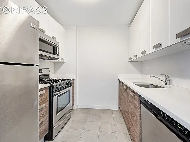 4609 11th St #2B — Photo 3