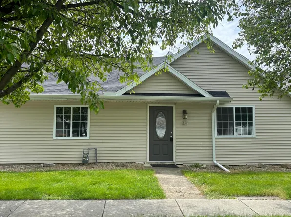 1105 1st St, Findlay, OH 45840