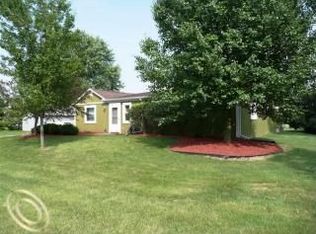 15933 W M 36, Pinckney, MI