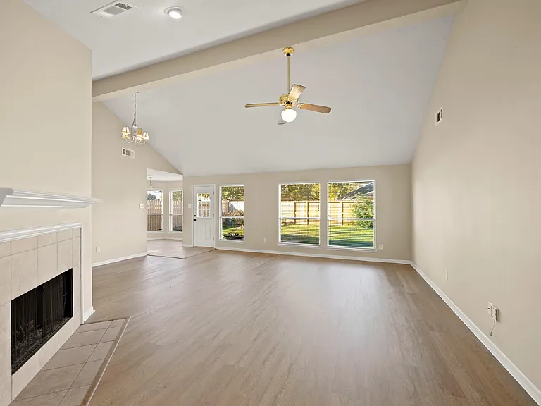 6355 Northland Dr — Photo 19