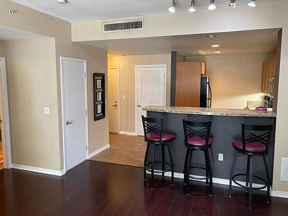 4th image of 530 K St Unit 201