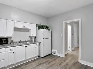 754 Grace St #1, Elgin, IL 60120