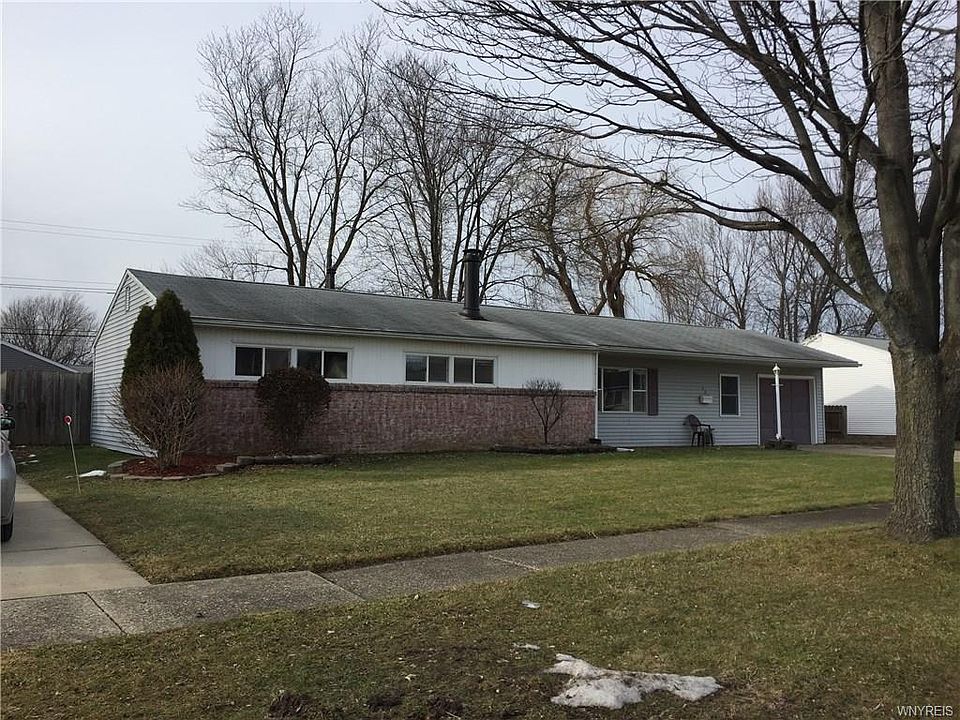 1st image of 42 Fairview Dr