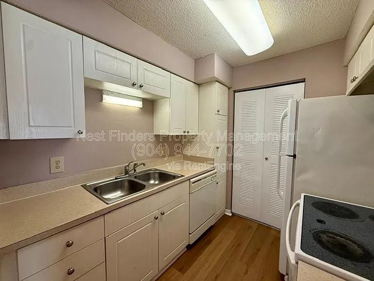 10200 Belle Rive Blvd #260 — Photo 10
