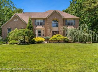 125 Erin Dr, Jackson, NJ 08527