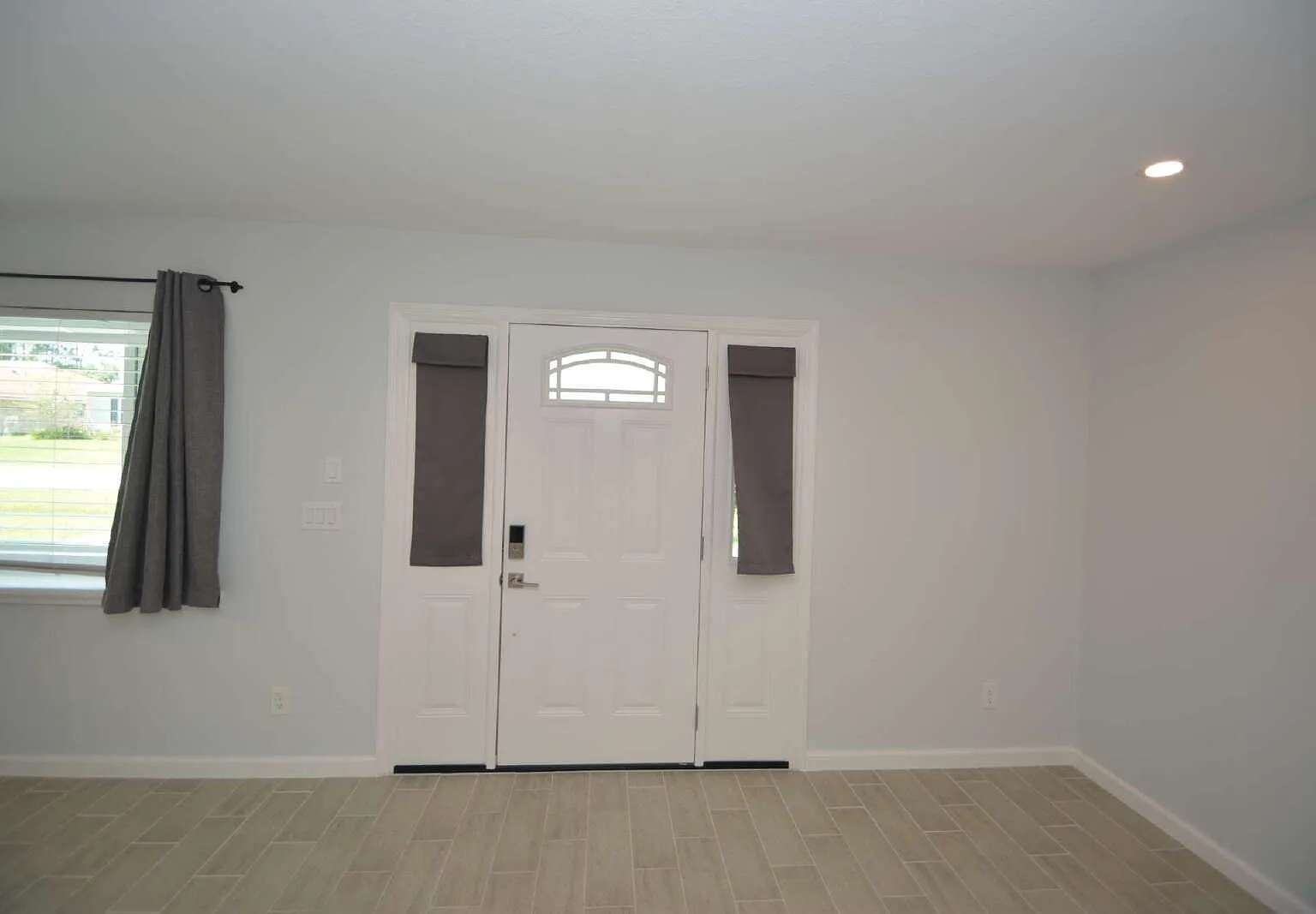 2 bed, 2.0 bath, 1035 sqft, $1,700 — Photo 3