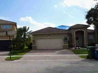 4253 W Whitewater Ave, Weston, FL 33332