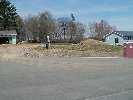 2nd image of 2405 Wild Rose Ct