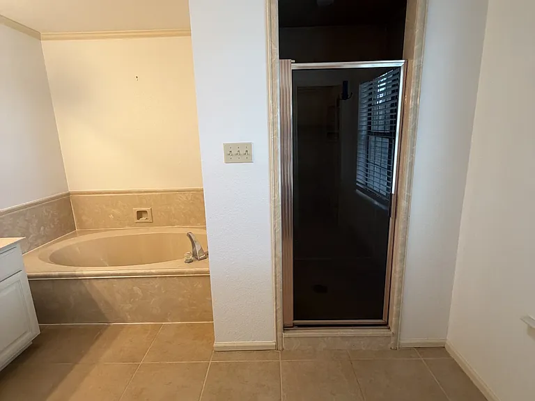 507 S 5 1/2 St — Photo 25