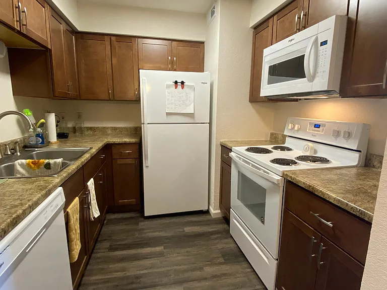 3455 E Lombard St — Photo 6