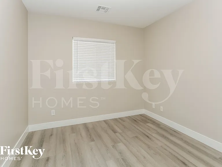 6834 Dovecote Ave — Photo 9