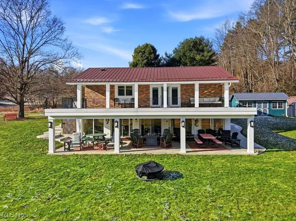 1430 Magnolia Rd SW, Dellroy, OH 44620