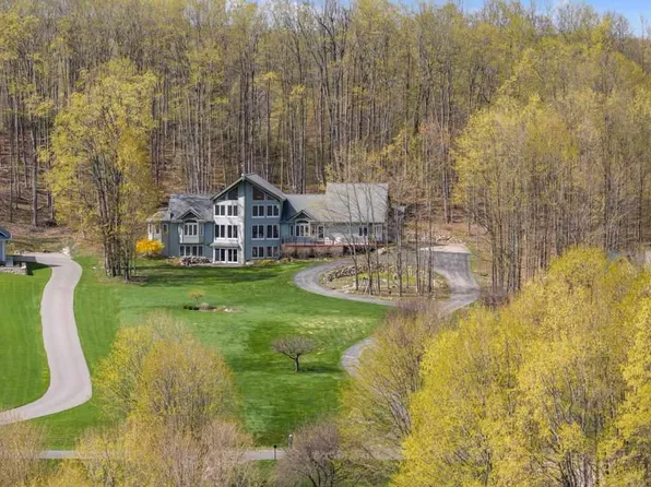 282 Bluewater Trl, Boyne City, MI 49712