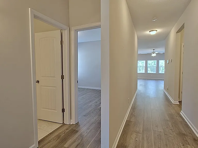 183 W West Winn Ave — Photo 6