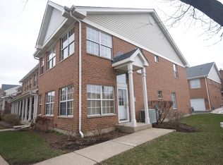 2 Donald Ct, Elmhurst, IL 60126