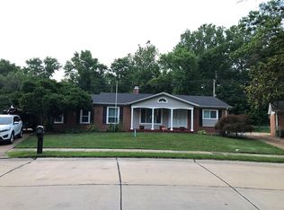 3110 Churchill Dr, Florissant, MO