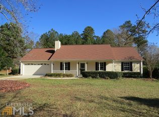 3513 Saddlebrook Dr, Loganville, GA 30052