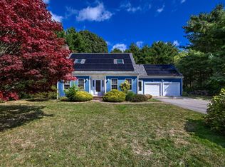 17 Pinewood Dr, East Falmouth, MA 02536