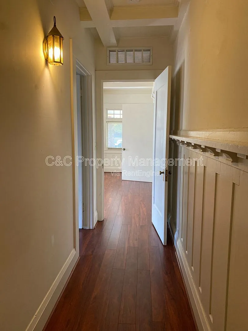 1 bed, 1.0 bath, $2,450 — Photo 4