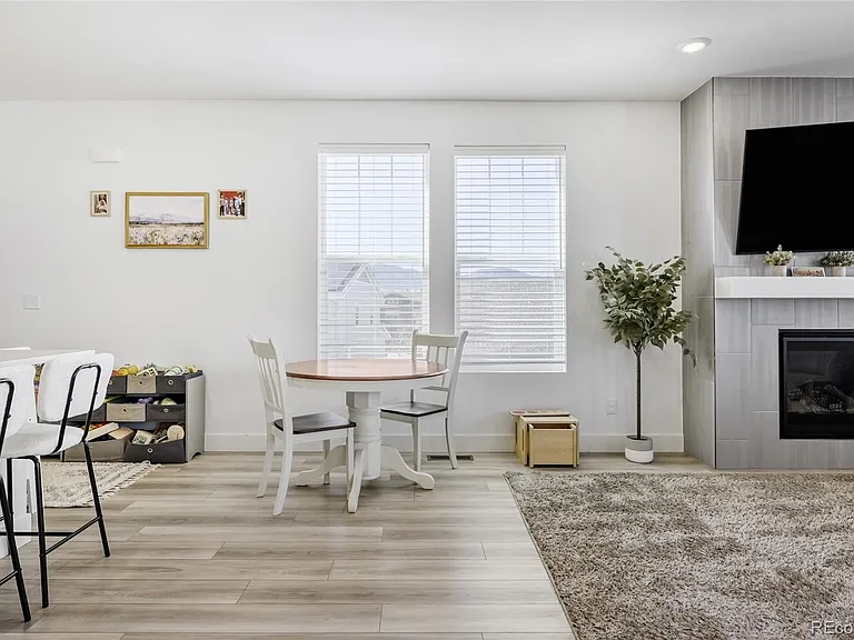 17883 W 93rd Pl — Photo 3