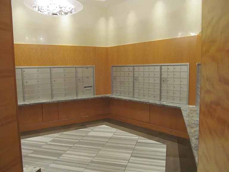 222 Karen Ave #1105 — Photo 8