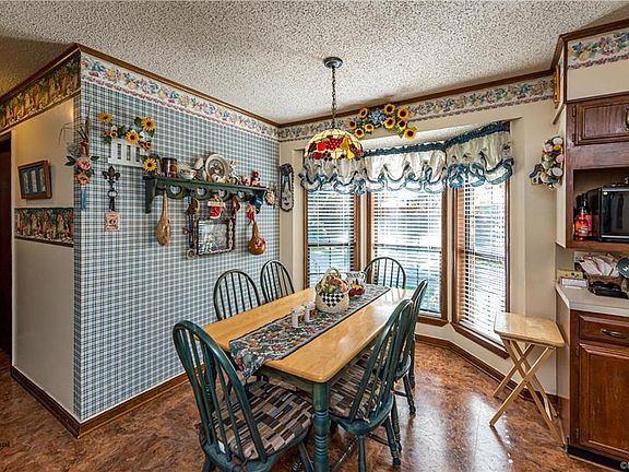 5th image of 9557 Bonnydune Dr