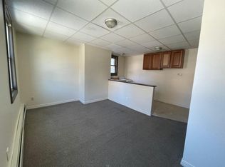 3 Shawmut St #1L, Lewiston, ME 04240