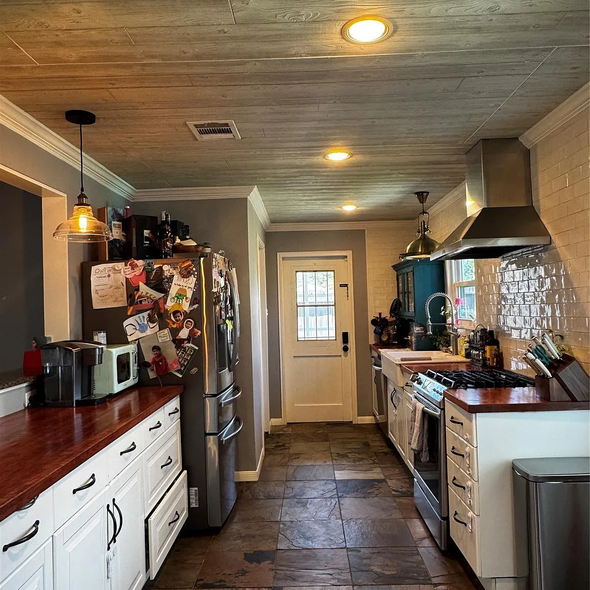 3 bed, 2.5 bath, 1250 sqft, $3,000 — Photo 2