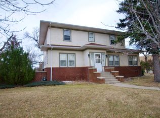 321 2nd Ave SE, Jamestown, ND 58401