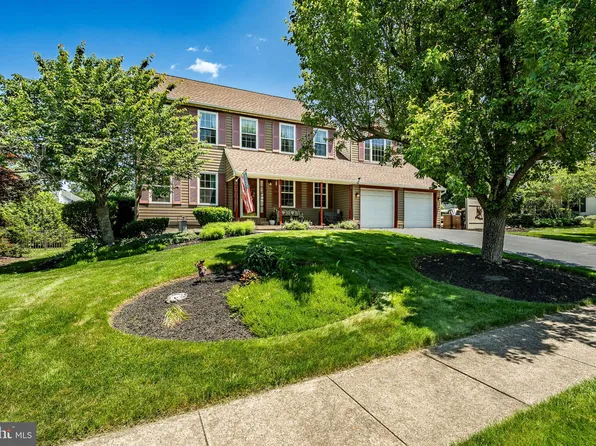 1304 Red Oak Dr, Chalfont, PA 18914