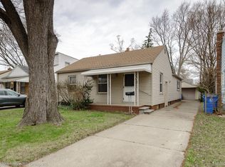 26396 Pennie St, Dearborn Heights, MI 48125