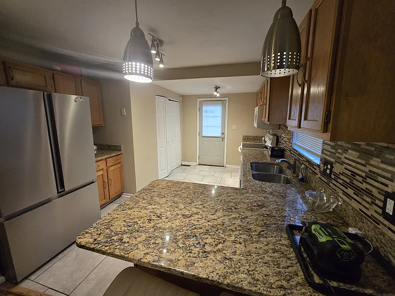 3209 Dartmouth St — Photo 5