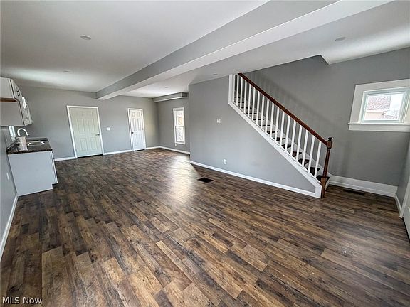 5th image of 252 State St