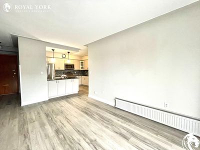 8 Woodman Dr S #301, Hamilton, ON, L8K4C9